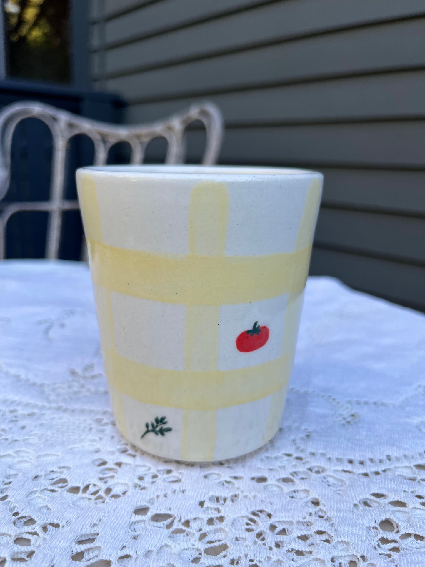 yellow gingham tumbler